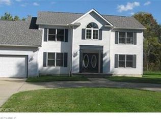 3677 Belmont Rd, Woodmere, OH 44122