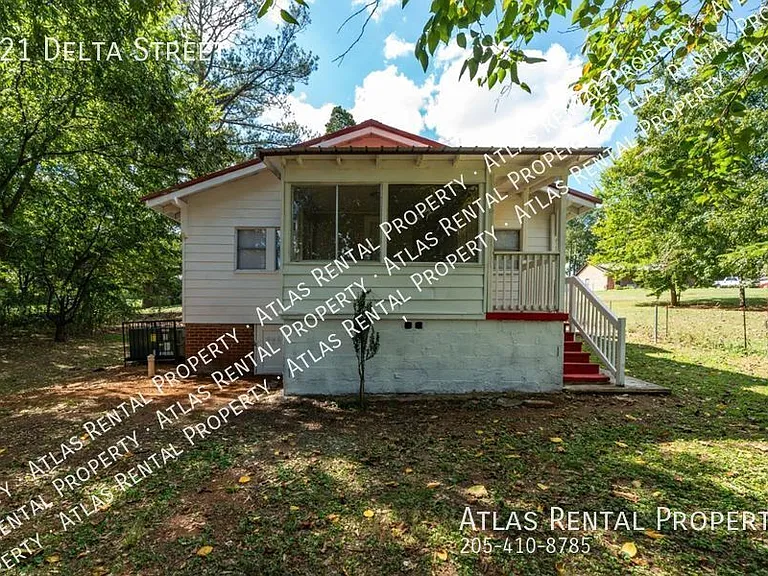 821 Delta St — Photo 3