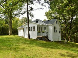 127 Chippewa Dr, Edgerton, WI 53534