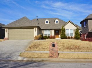 1716 E Montgomery St, Broken Arrow, OK 74012