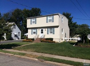 169 Herbert Ter, Saddle Brook, NJ 07663