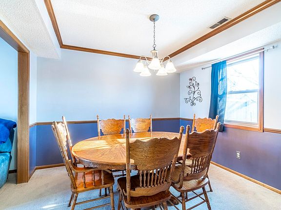 5th image of 2118 Canyon Dr