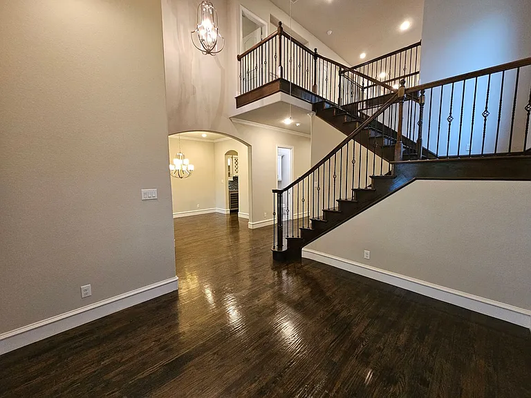 988 Shadyside Ln — Photo 6