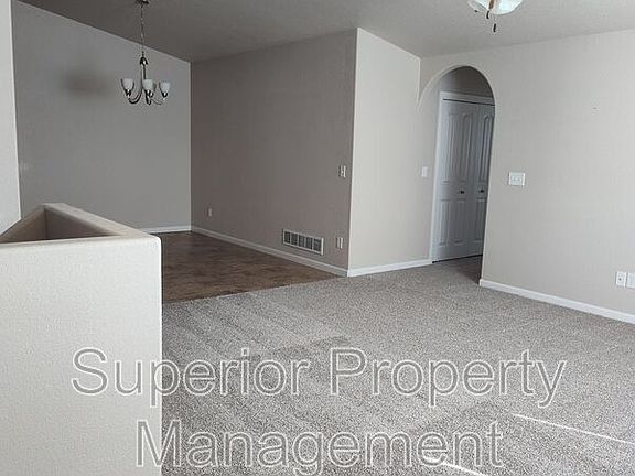 4th image of 3733 Gunsmoke Rd