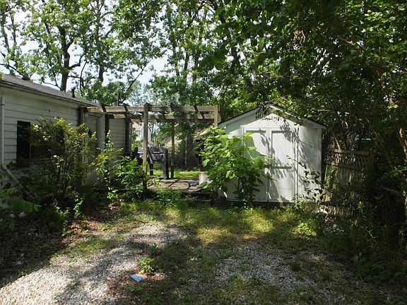 5th image of 2312 Strimple Ave