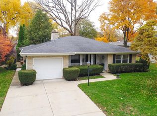 930 Christie St, Ottawa, IL 61350