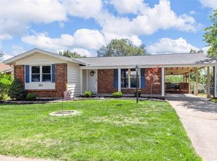 2412 Wesbay Dr, Maryland Heights, MO 63043