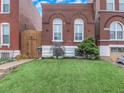3436 Chippewa St, Saint Louis, MO, 63118