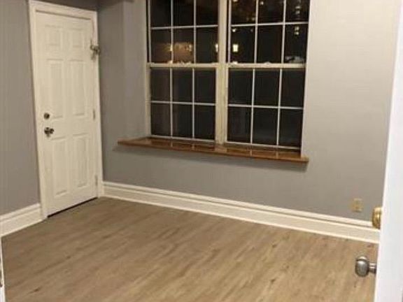 4th image of 926-928 Race St #4A