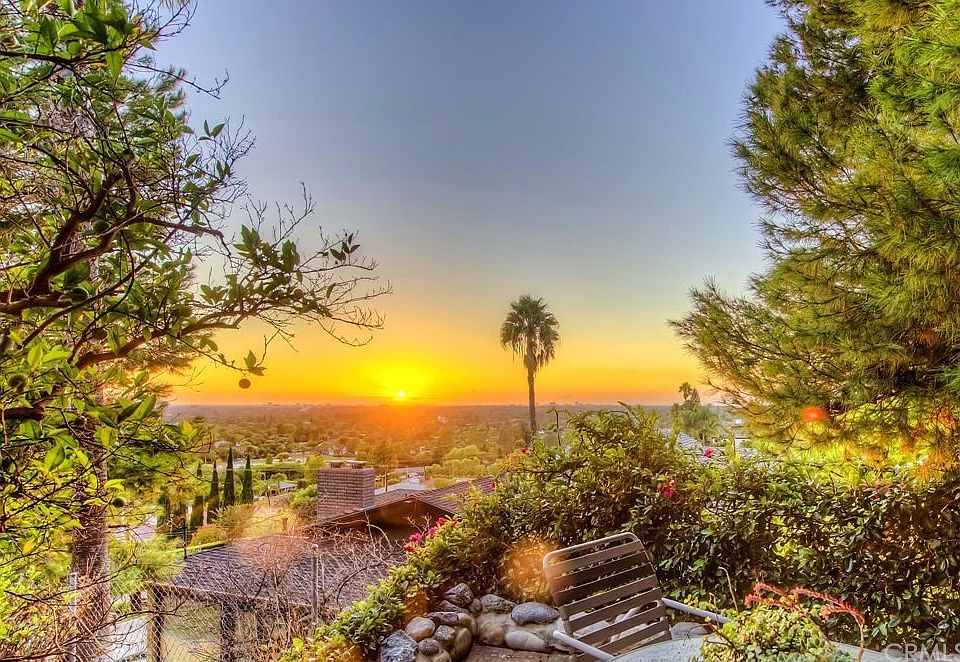 1st image of 1671 La Loma Dr