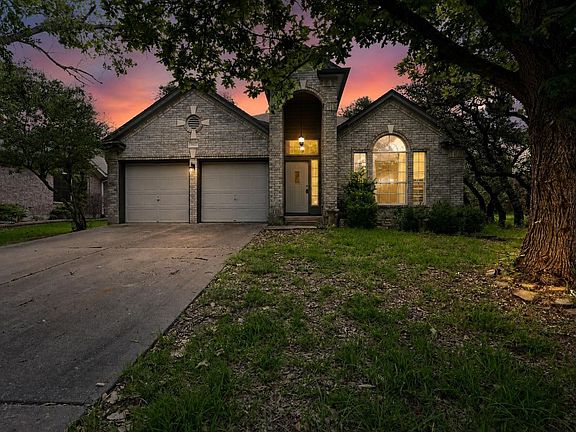 2nd image of 3822 Newland Dr