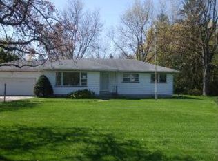 2890 Tatham Rd, Saginaw, MI 48601