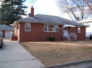 28 Orange St, Edison, NJ 08817