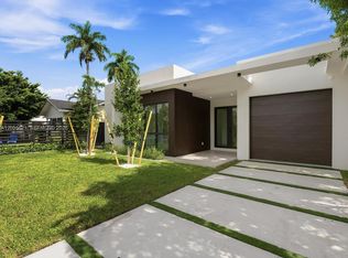 Shenandoah, Miami, FL 33135