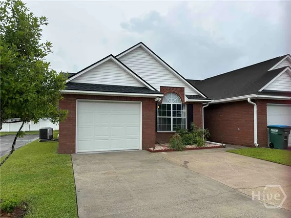 136 Towne Park Dr, Rincon, GA 31326