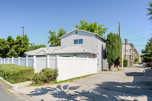 15243 Valleyheart Dr N #1 Photo 1 15243 Valleyheart Dr N #1 Photo 1