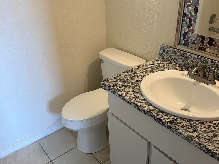 901 Quetzal St #4 — Photo 7