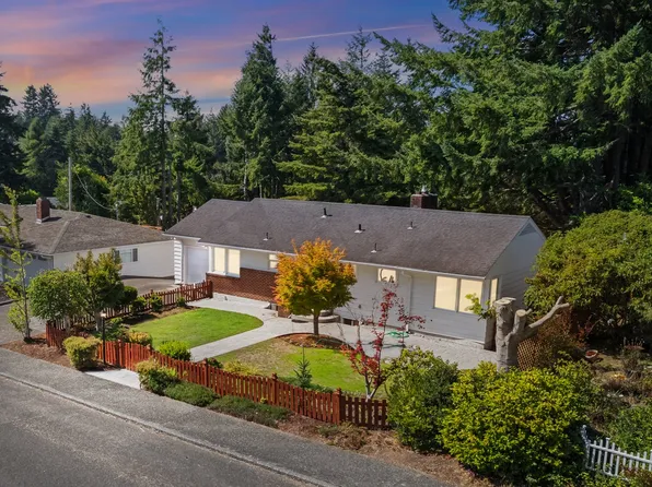 1433 Butler Rd, Coos Bay, OR 97420