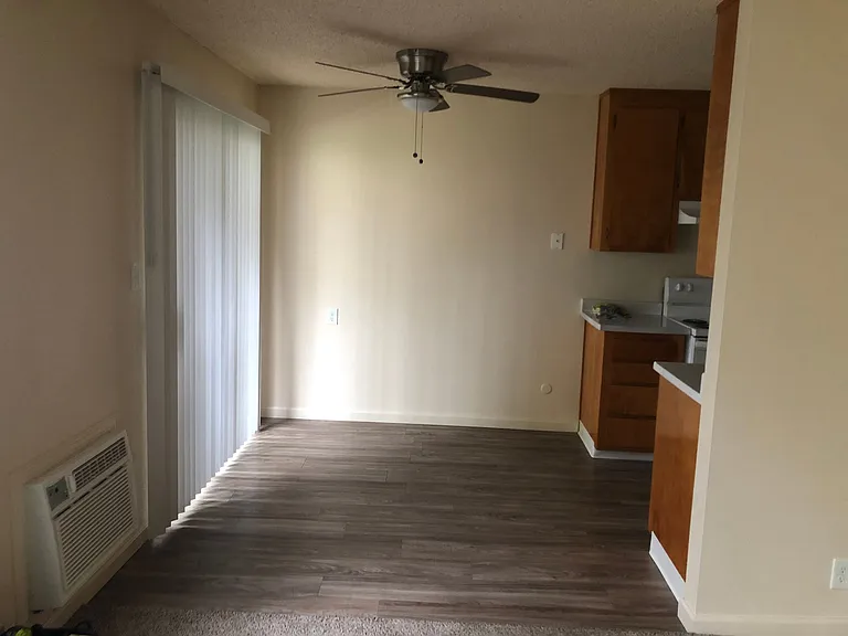 Bridgeford Apartments — Photo 11