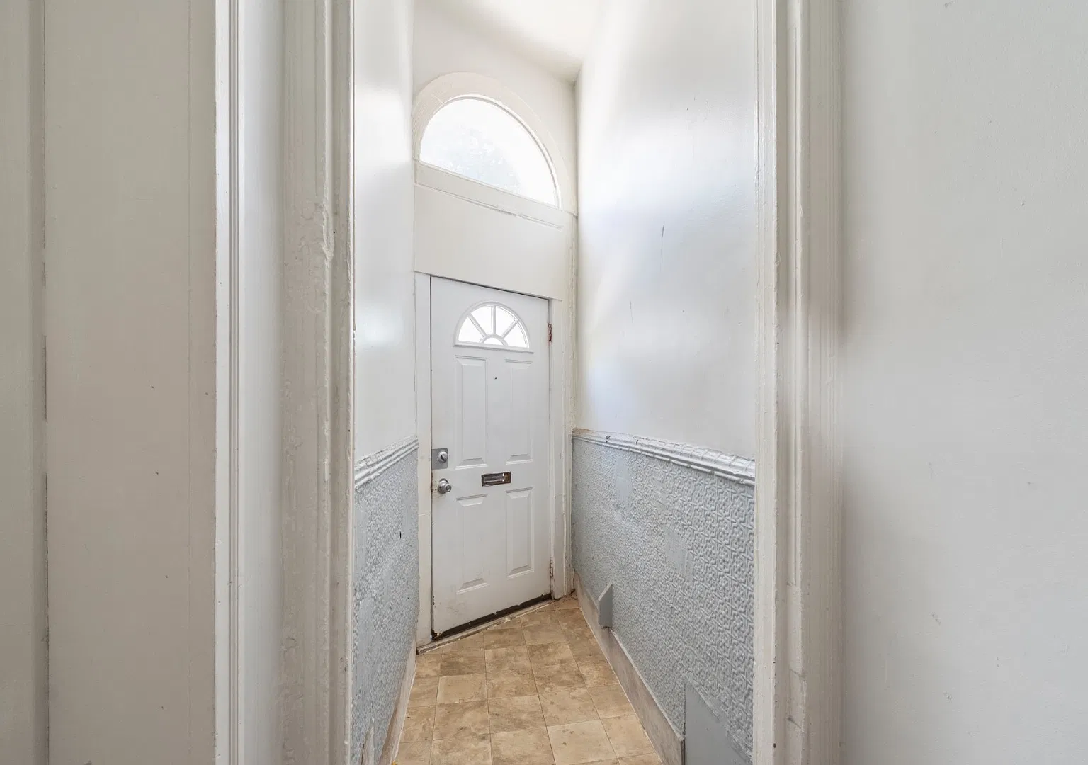 2220 Madison Ave - Apt 1 — Photo 4