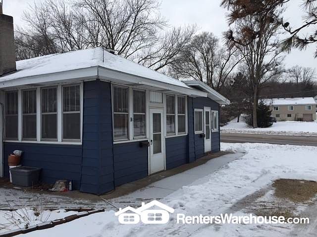 1st image of 305 1st Ave S Unit 2