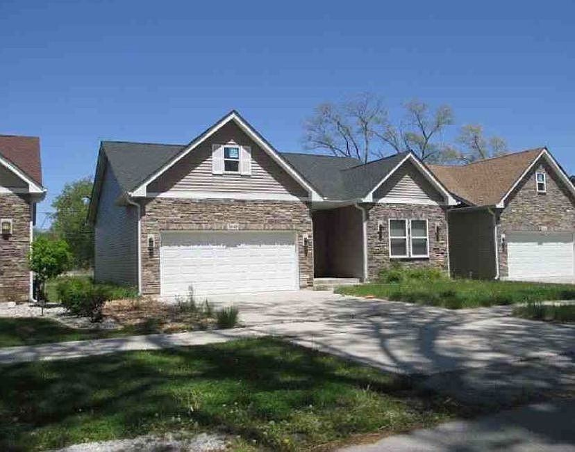 2nd image of 3648 W 139th St