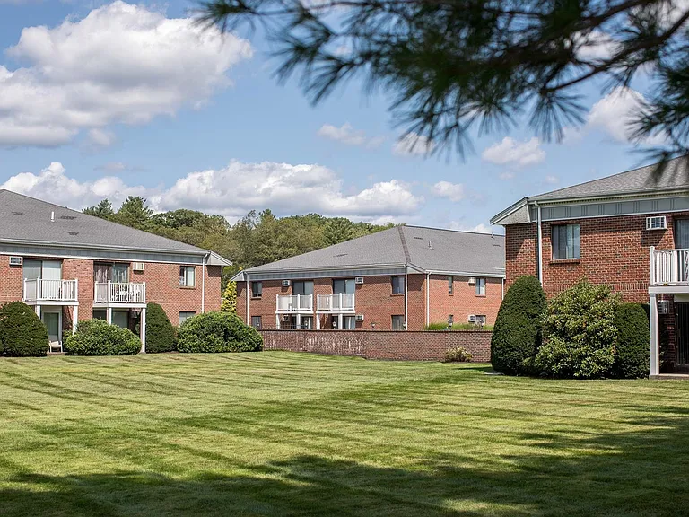 Princeton Green Exterior