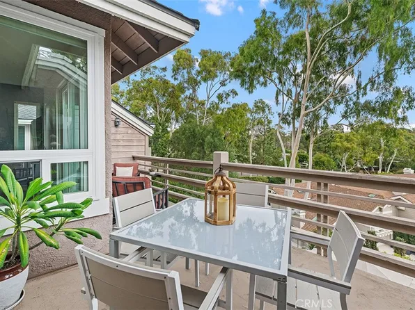 11 Highland Vw #10, Irvine, CA 92603