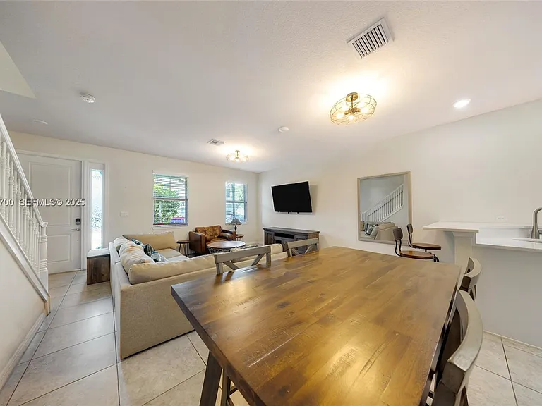5110 Eucalyptus Dr #3 — Photo 12
