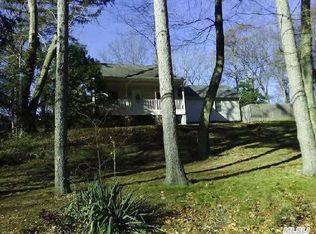 48 Upland Dr, East Northport, NY 11731