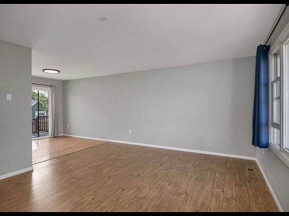 4th image of 1585 Valley Forge Rd