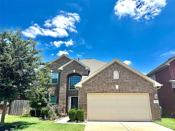 2nd image of 2534 Pines Pointe Dr