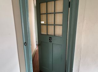 100 W Main St #3, Berryville, VA 22611