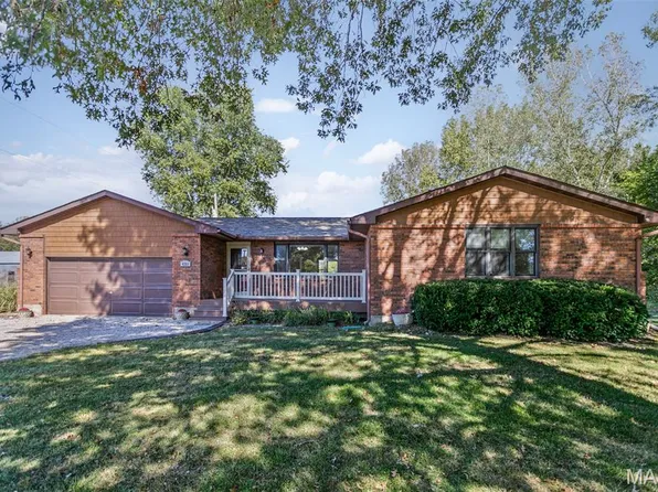 4251 Culp Ln, Bethalto, IL 62010