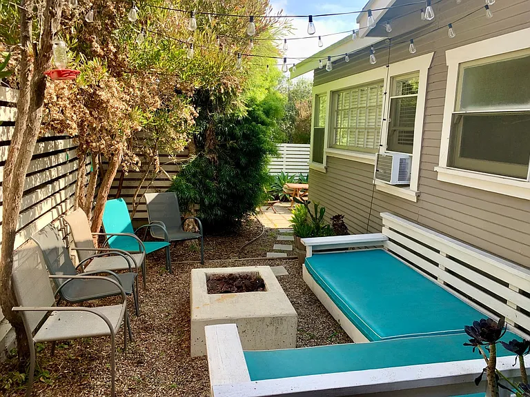 2625 Lincoln Ave — Photo 4
