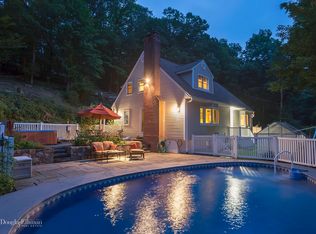 3 Wood St, Katonah, NY 10536