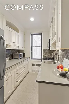 Sold by Compass | media 9