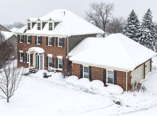 1367 Meadow Green Ct SE, Caledonia, MI 49316