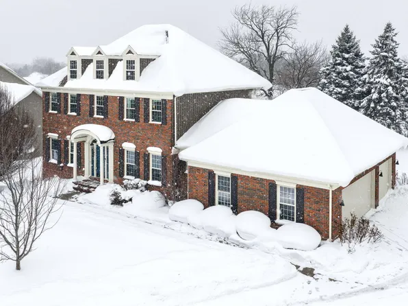 1367 Meadow Green Ct SE, Caledonia, MI 49316