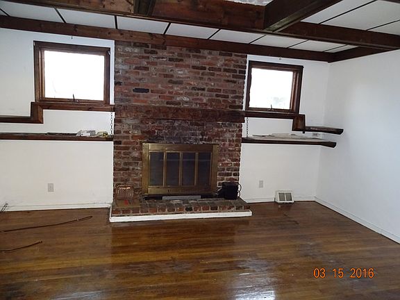 4th image of 5406 Glenwood Ave