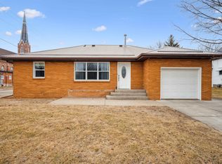 212 3rd Ave SW, Worthington, IA 52078