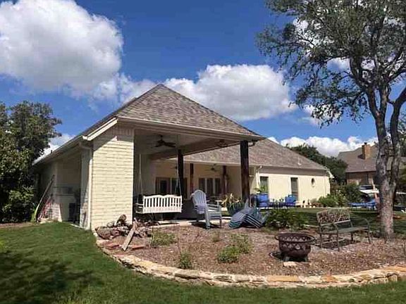 4th image of 145 Park Canyon Dr