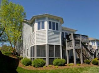 1024 Coves End Rd, Huddleston, VA 24104