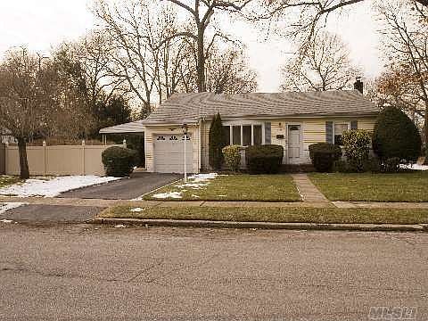 1st image of 1750 Seaman Dr
