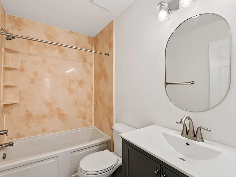 1336 N 85th Pl — Photo 11