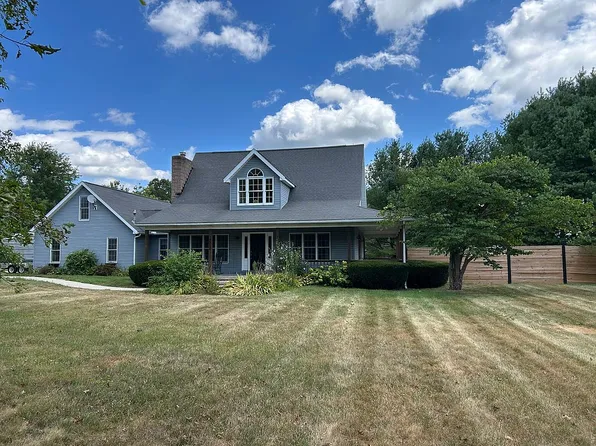 4512 Tabor Ridge Rd NE, Mineral City, OH 44656