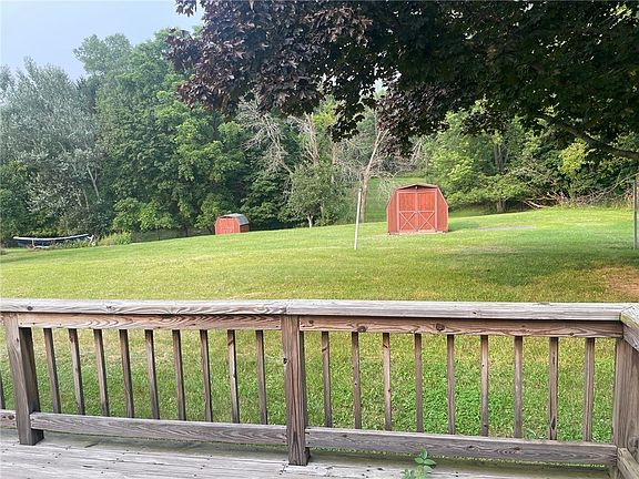 3rd image of 712 Marbletown Rd