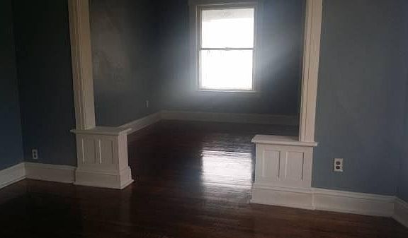 3rd image of 401 Grant Ave #2