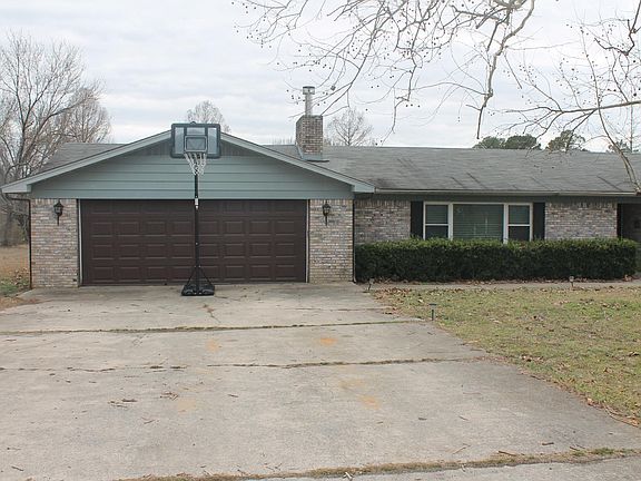 4th image of 9 Circle Dr