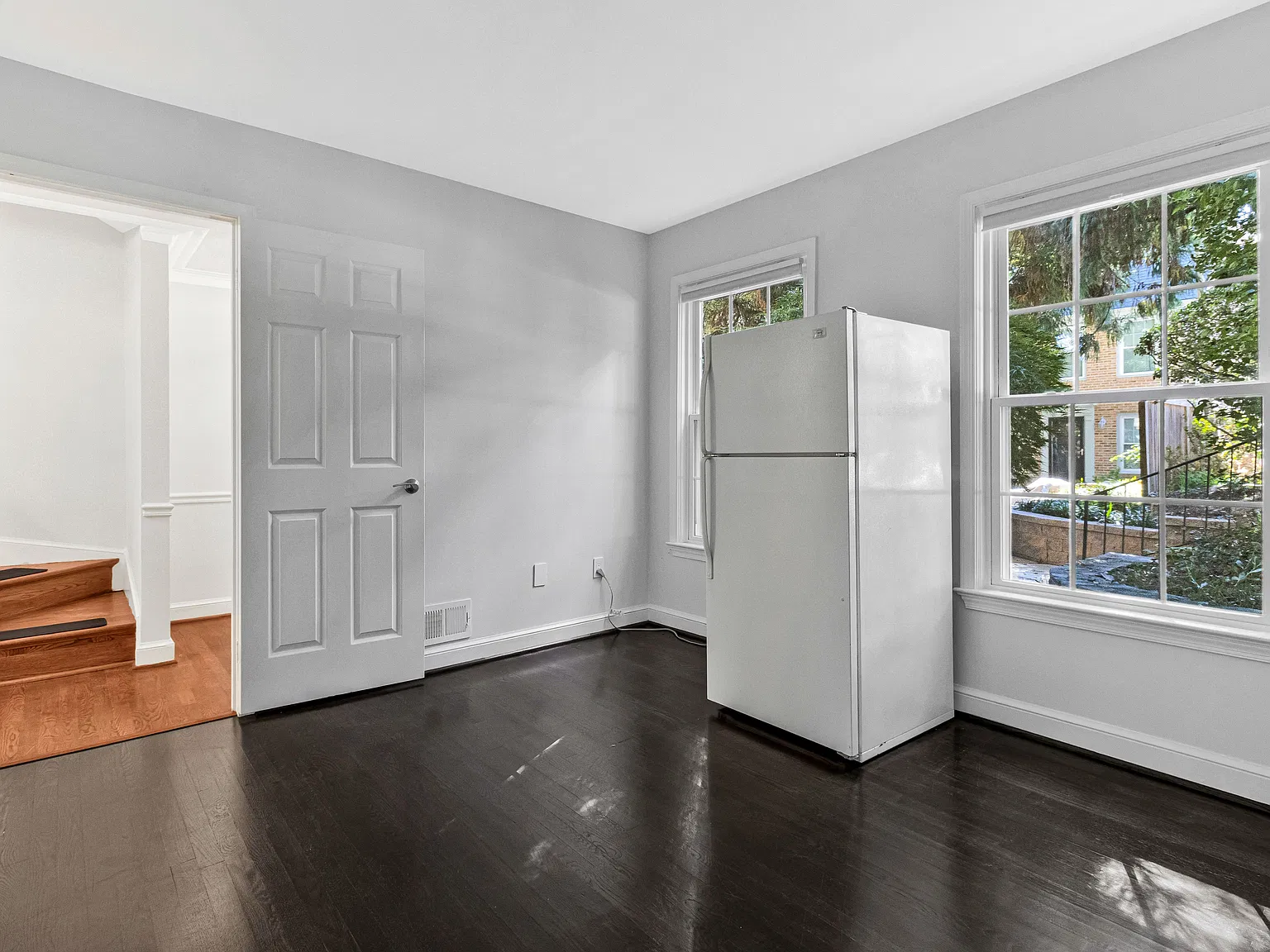 4 bed, 3.5 bath, 1980 sqft, $4,500 — Photo 3